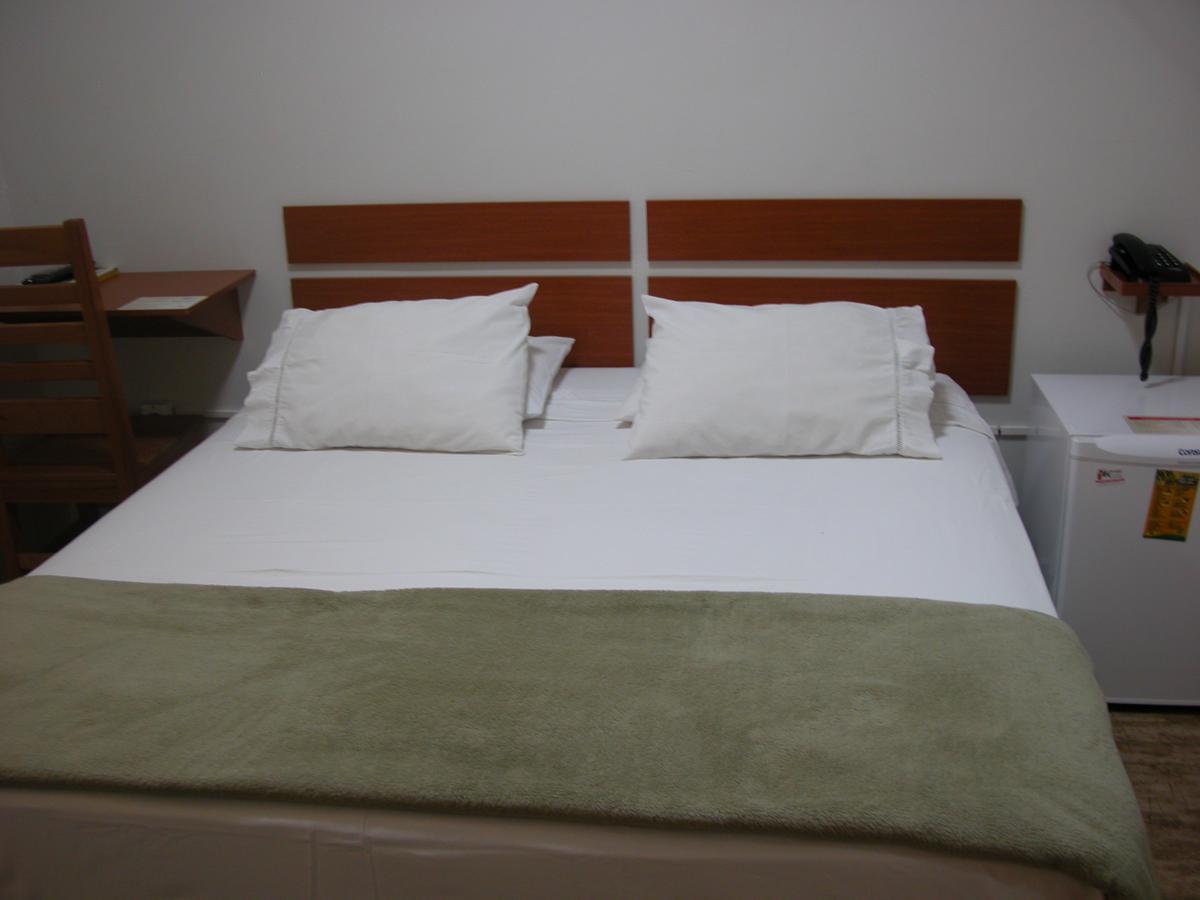 Hotel Avenida Tupã Esterno foto