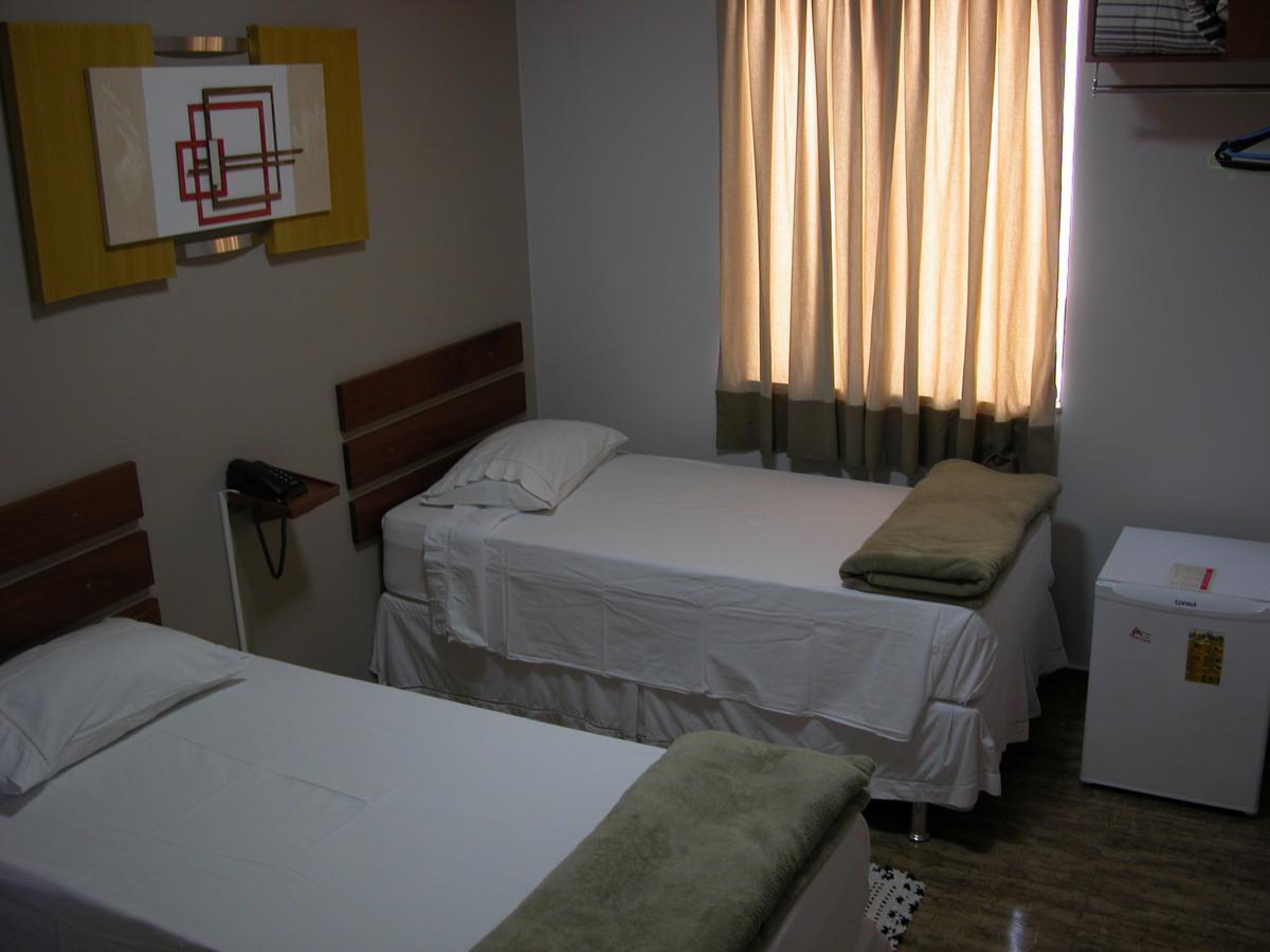 Hotel Avenida Tupã Esterno foto